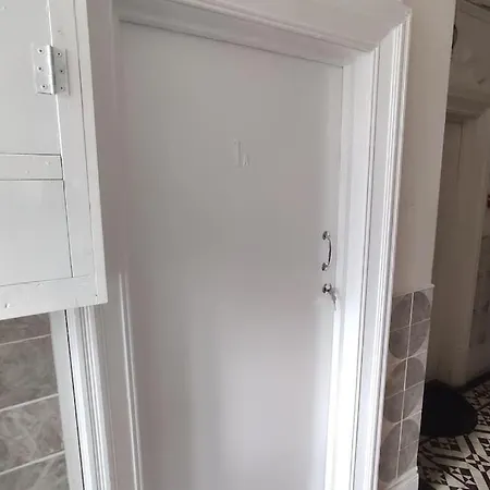1 Bedroom Studio In A Supurb Area Of Cardiff Exterior photo